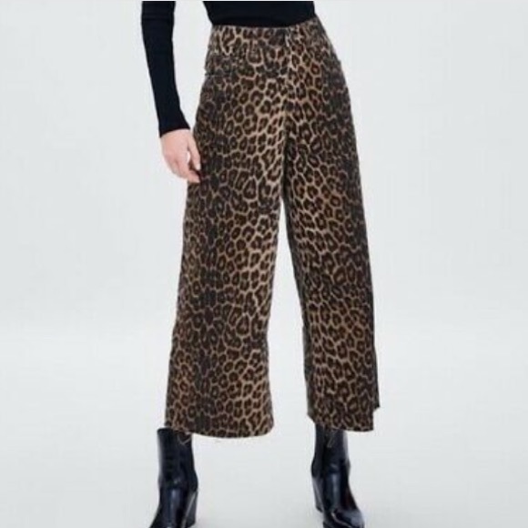 Zara Denim - Zara TRF Collection Leopard Print Wide Leg Jean00
